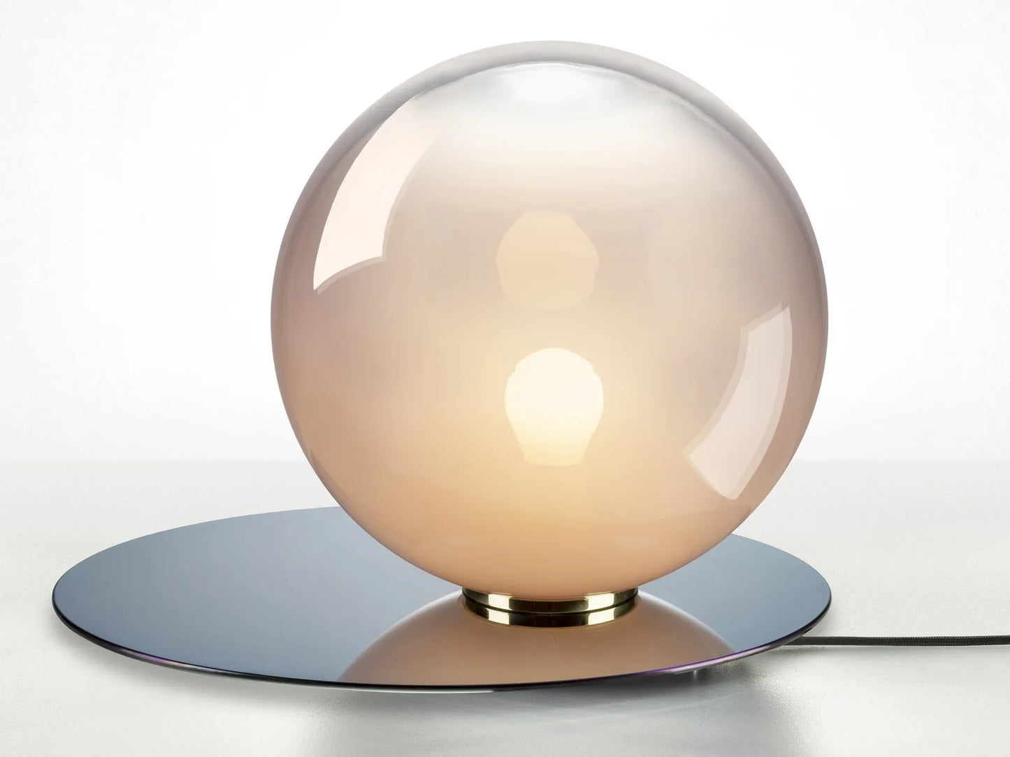 Lampe à poser Umbra